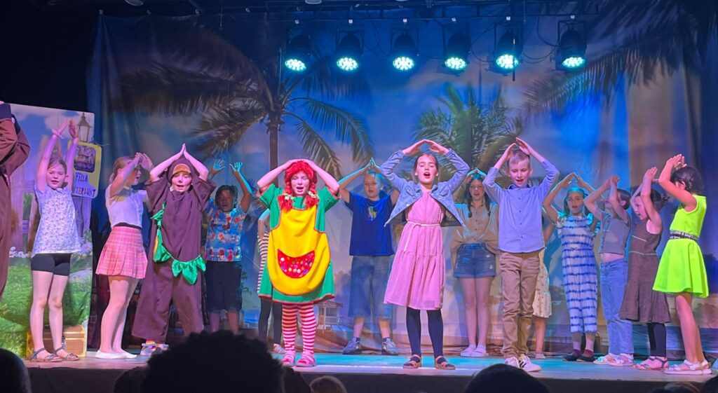 Pippi Langstrumpf 1000239164 - Flick Flack Theater