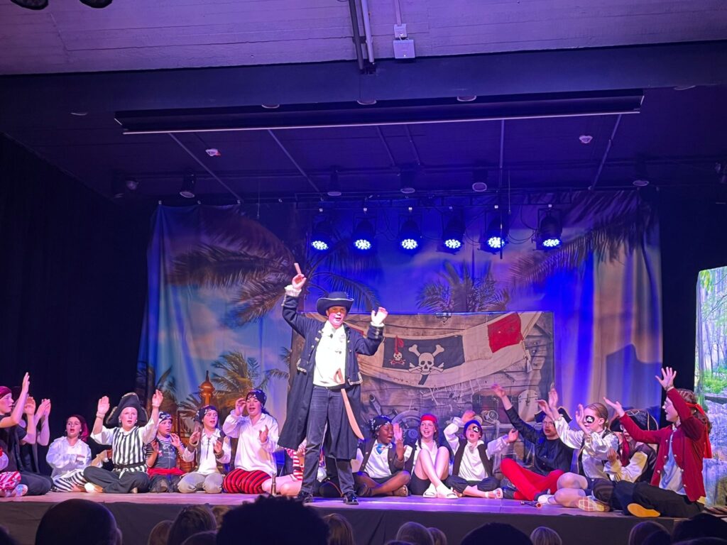 Pippi Langstrumpf 1000239170 - Flick Flack Theater